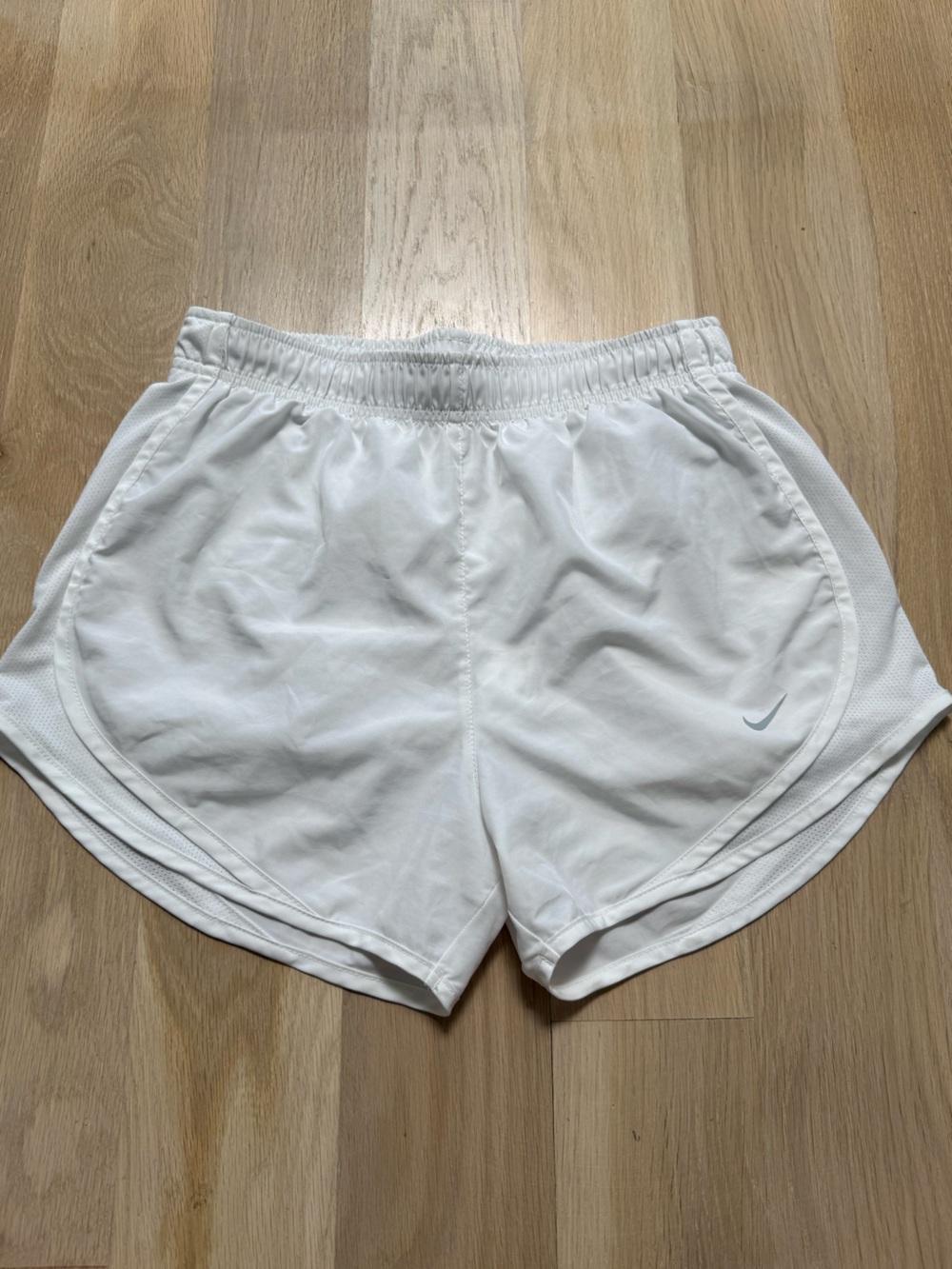 Nike Women's Dri-FIT Tempo Mid-Rise Brief-Lined Running Shorts
